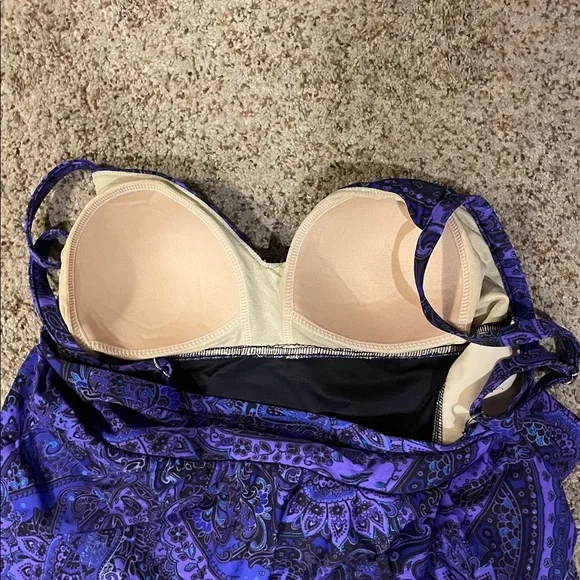 Miraclesuit Purple and Black Paisley Swimsuit excellent condition - Picture 5 of 6